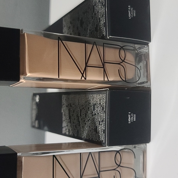 ✅️ALL SHADES ~ NARS Natural Radiant Longwear Foundation ~ New in Box - Picture 10 of 12
